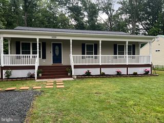 1029 MATTOX AVE, Colonial Beach, VA 22443