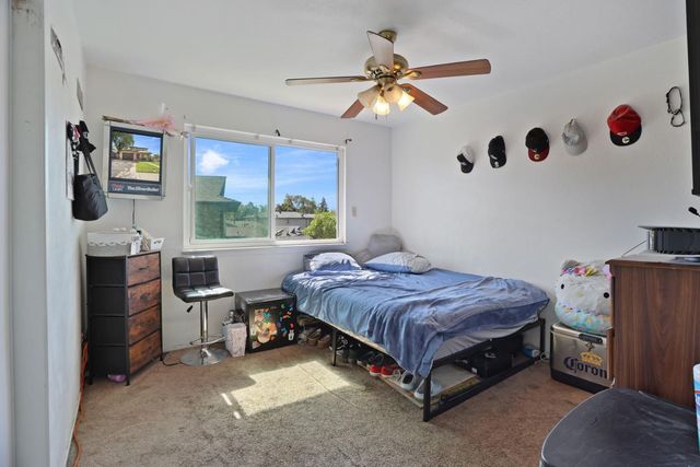 3172 W Creek Dr, Stockton, CA 95209