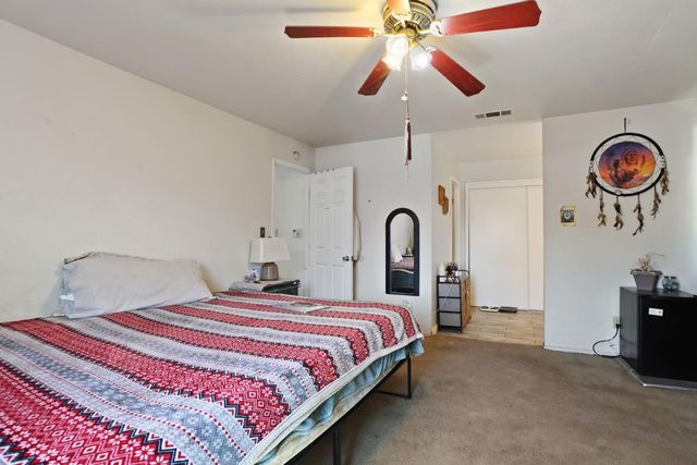 3172 W Creek Dr, Stockton, CA 95209