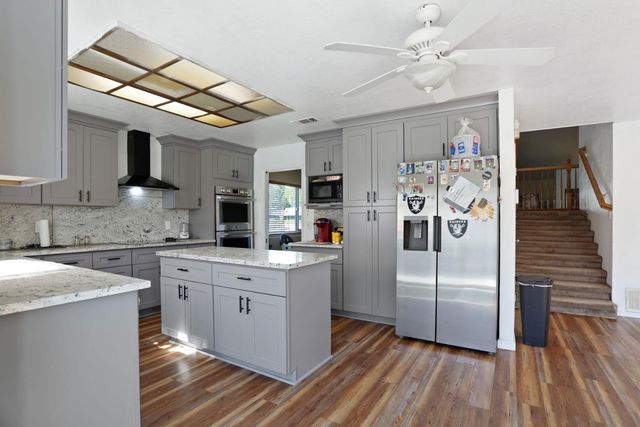 3172 W Creek Dr, Stockton, CA 95209