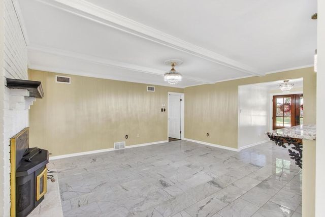1453 ASHSTONE DR, Germantown, TN 38138
