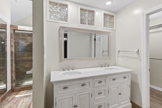 1453 ASHSTONE DR, Germantown, TN 38138