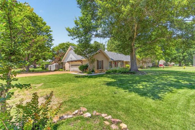 1453 ASHSTONE DR, Germantown, TN 38138