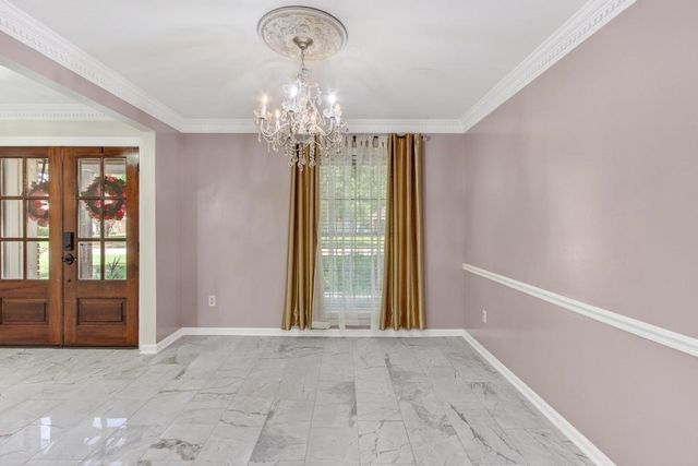 1453 ASHSTONE DR, Germantown, TN 38138