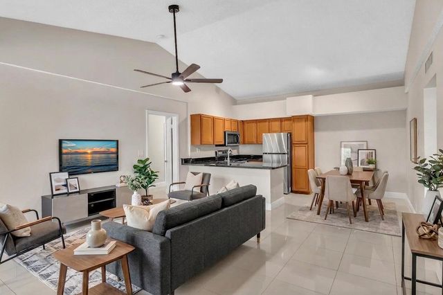 601 LYONS Road 7201, Coconut Creek, FL 33063