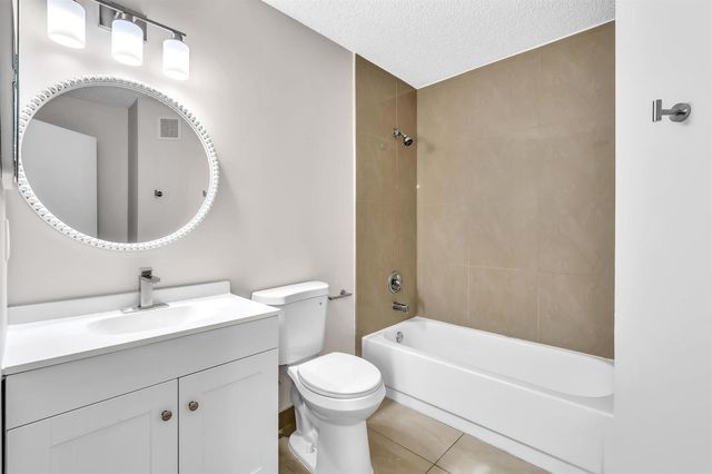 601 LYONS Road 7201, Coconut Creek, FL 33063