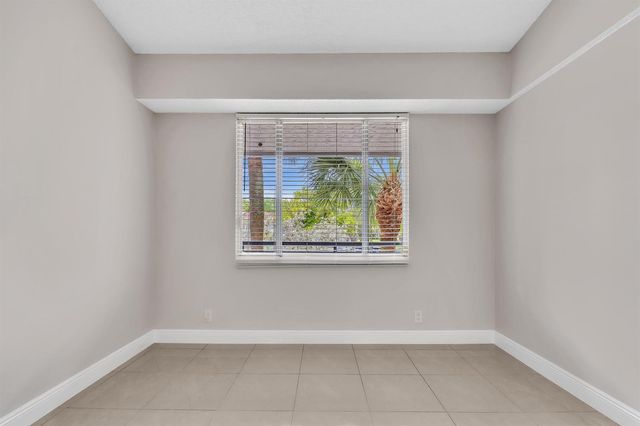601 LYONS Road 7201, Coconut Creek, FL 33063
