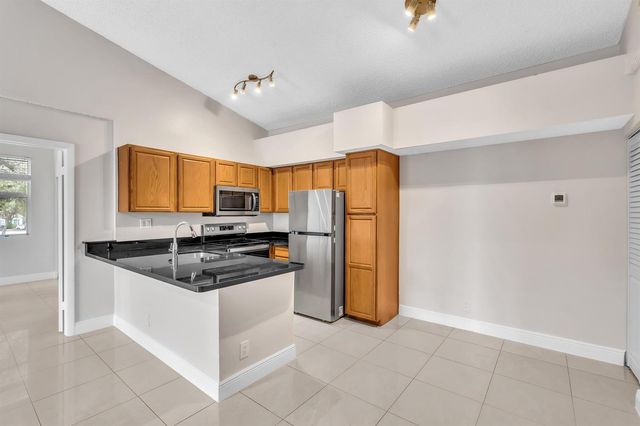 601 LYONS Road 7201, Coconut Creek, FL 33063