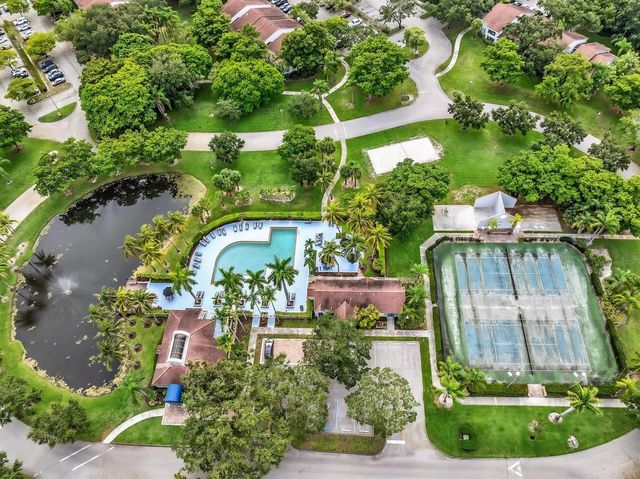 601 LYONS Road 7201, Coconut Creek, FL 33063