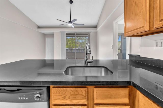 601 LYONS Road 7201, Coconut Creek, FL 33063
