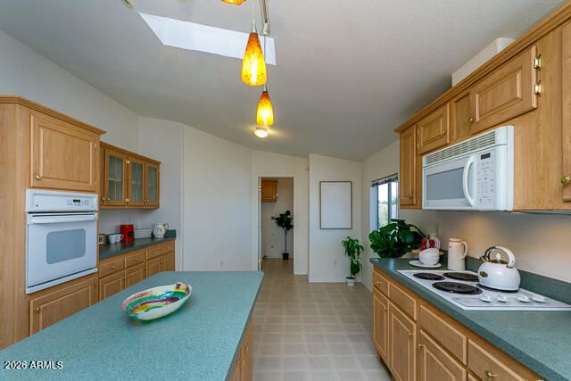 6674 W CAMINO SAN XAVIER --, Glendale, AZ 85308
