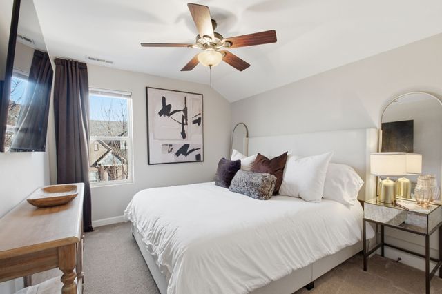 20 Nokes Dr, Hendersonville, TN 37075