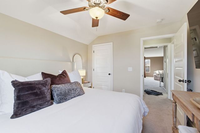 20 Nokes Dr, Hendersonville, TN 37075