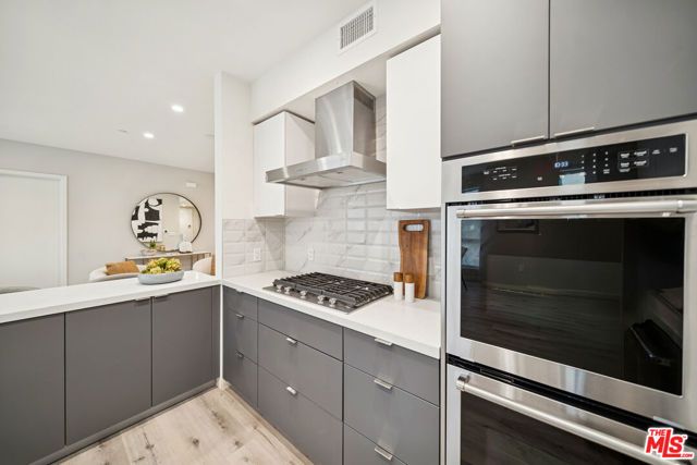 1051 S Corning Street 204, Los Angeles, CA 90035