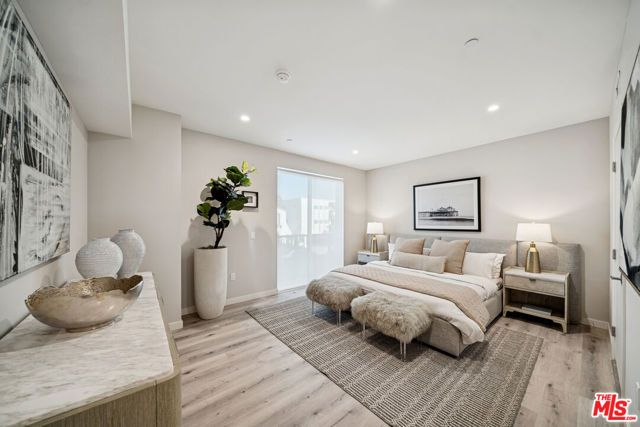 1051 S Corning Street 204, Los Angeles, CA 90035