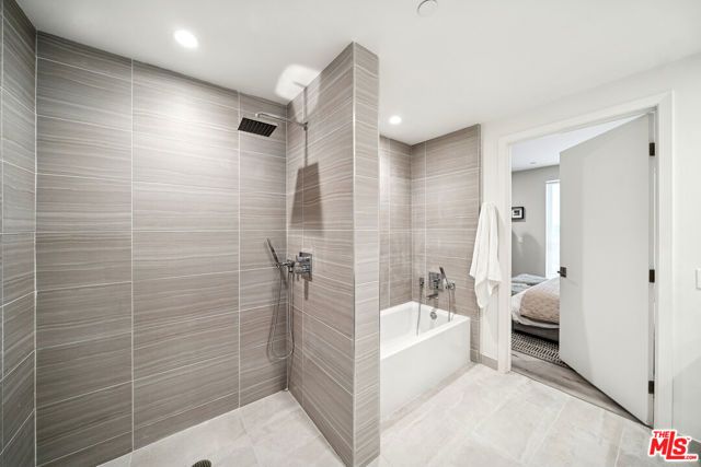 1051 S Corning Street 204, Los Angeles, CA 90035