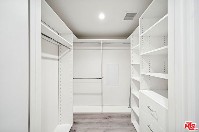 1051 S Corning Street 204, Los Angeles, CA 90035