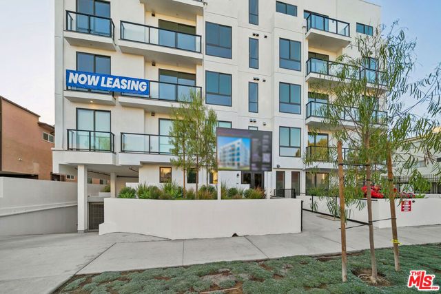 1051 S Corning Street 204, Los Angeles, CA 90035
