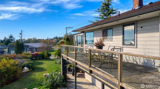 2045 APA Road, Point Roberts, WA 98281