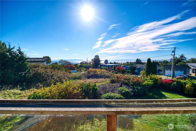 2045 APA Road, Point Roberts, WA 98281