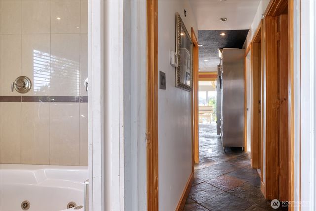 2045 APA Road, Point Roberts, WA 98281