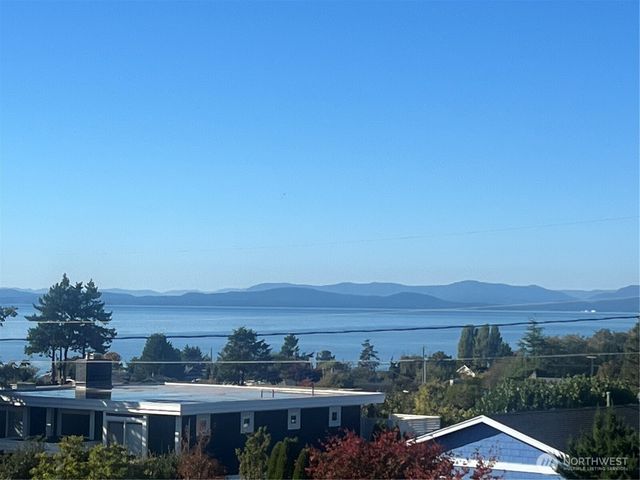 2045 APA Road, Point Roberts, WA 98281