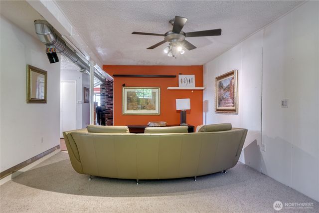 2045 APA Road, Point Roberts, WA 98281