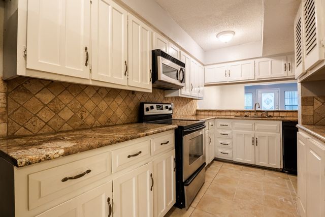 2005 Town Court, Garland, TX 75041