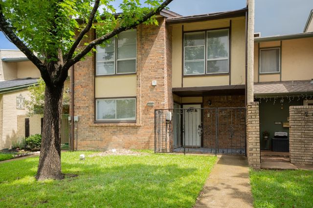 2005 Town Court, Garland, TX 75041