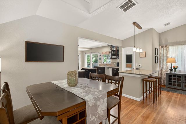 6332 Horseshoe Bar Rd, Loomis, CA 95650