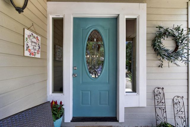6332 Horseshoe Bar Rd, Loomis, CA 95650