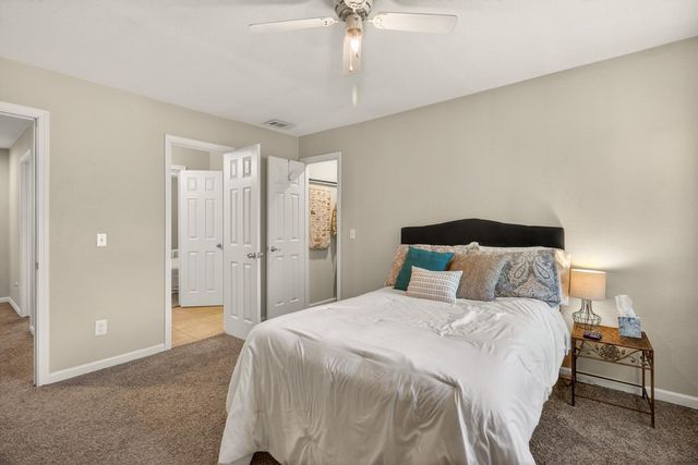 6332 Horseshoe Bar Rd, Loomis, CA 95650
