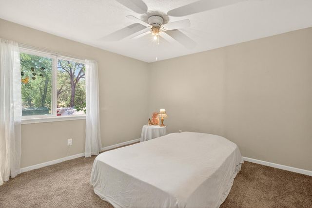6332 Horseshoe Bar Rd, Loomis, CA 95650
