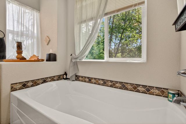 6332 Horseshoe Bar Rd, Loomis, CA 95650