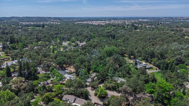6332 Horseshoe Bar Rd, Loomis, CA 95650