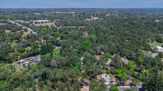 6332 Horseshoe Bar Rd, Loomis, CA 95650