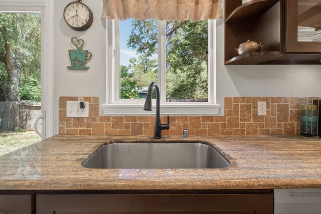 6332 Horseshoe Bar Rd, Loomis, CA 95650