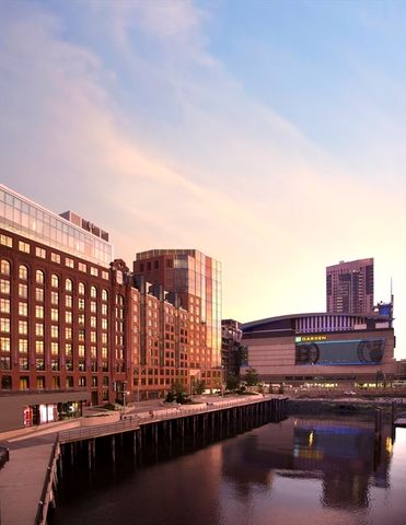 100 Lovejoy Wharf PH 1D, Boston, MA 02114