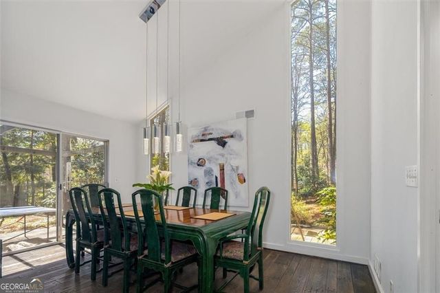 4917 Mountclaire Road, Smoke Rise, GA 30087