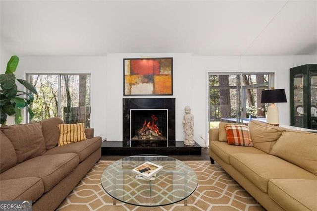 4917 Mountclaire Road, Smoke Rise, GA 30087