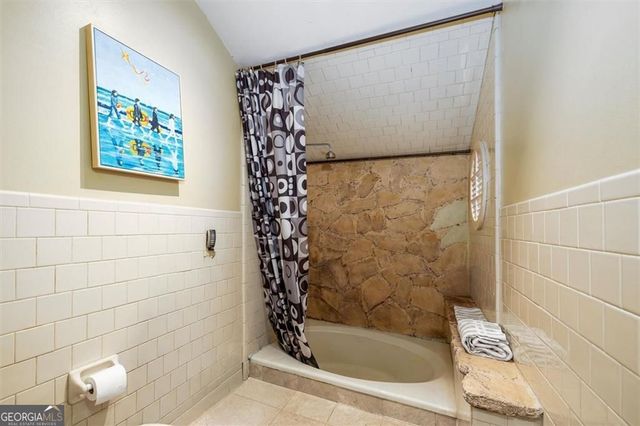 4917 Mountclaire Road, Smoke Rise, GA 30087