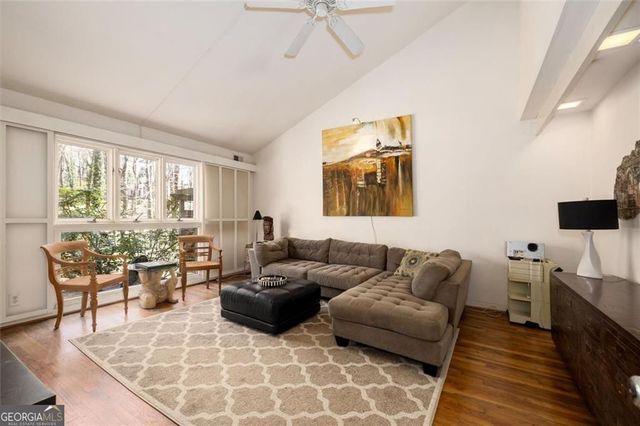 4917 Mountclaire Road, Smoke Rise, GA 30087