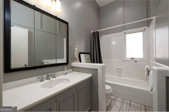 4917 Mountclaire Road, Smoke Rise, GA 30087