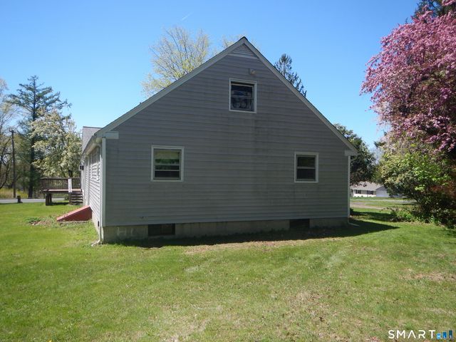 1 Hunting Ridge Road, Brookfield, CT 06804