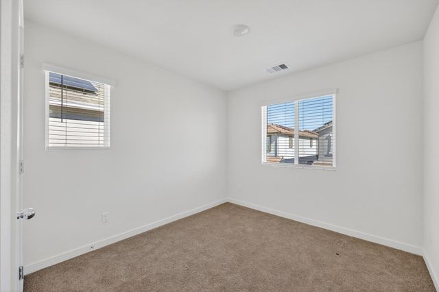 3073 Pruett Dr, Roseville, CA 95747
