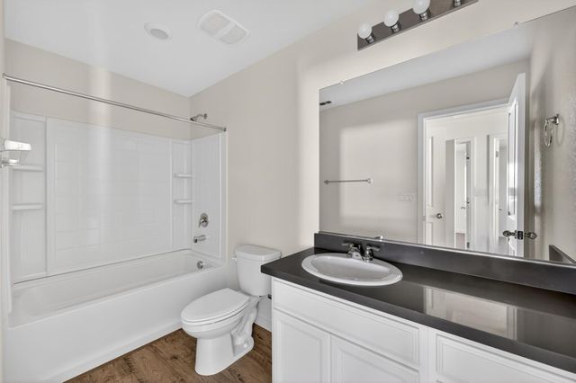 3073 Pruett Dr, Roseville, CA 95747
