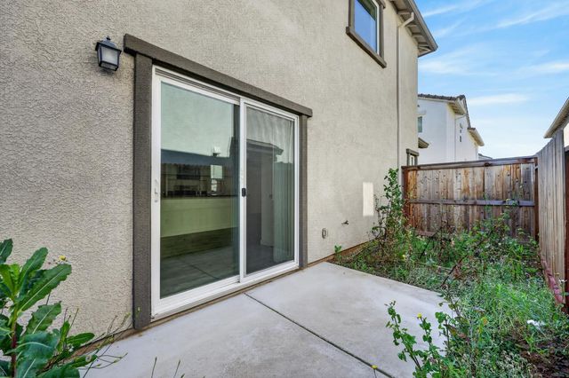 3073 Pruett Dr, Roseville, CA 95747