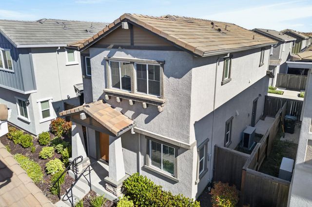 3073 Pruett Dr, Roseville, CA 95747