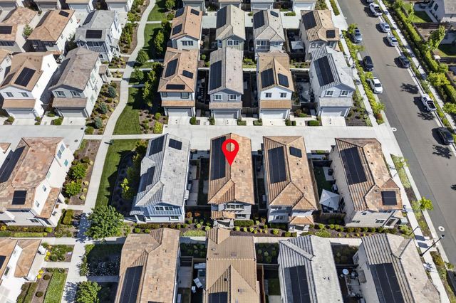 3073 Pruett Dr, Roseville, CA 95747