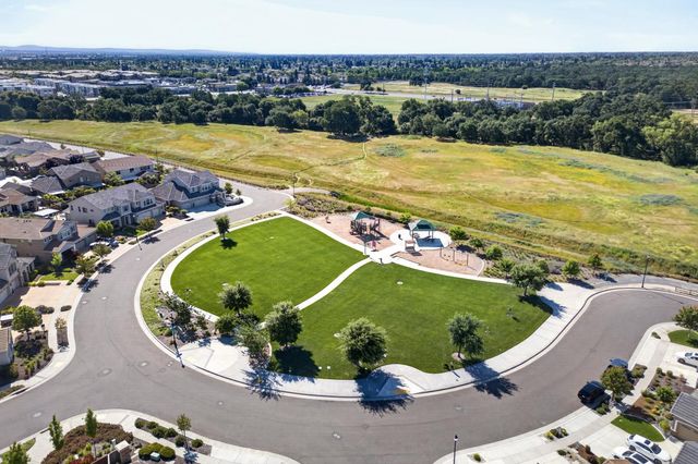 3073 Pruett Dr, Roseville, CA 95747